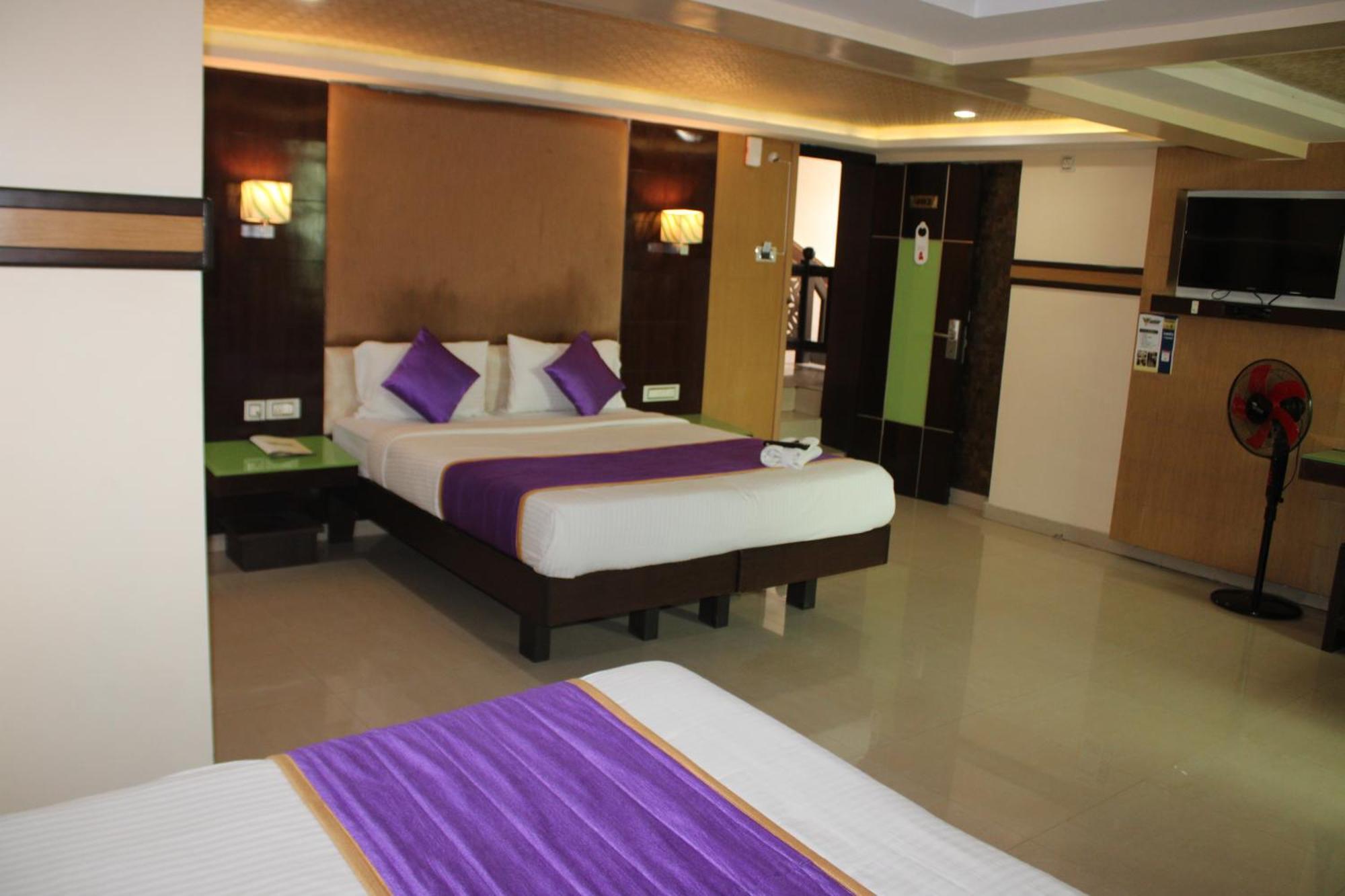 Vp International Hotel Bangalore Ngoại thất bức ảnh
