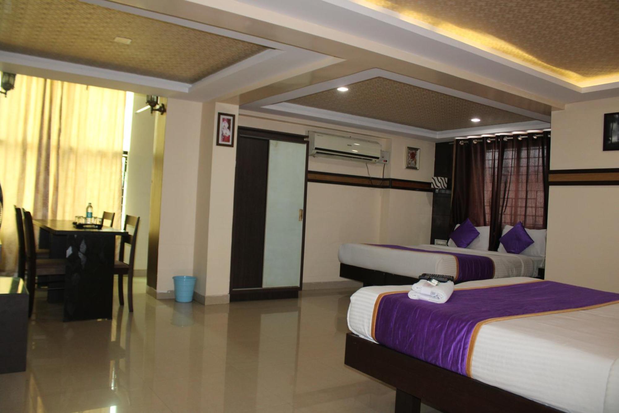 Vp International Hotel Bangalore Ngoại thất bức ảnh