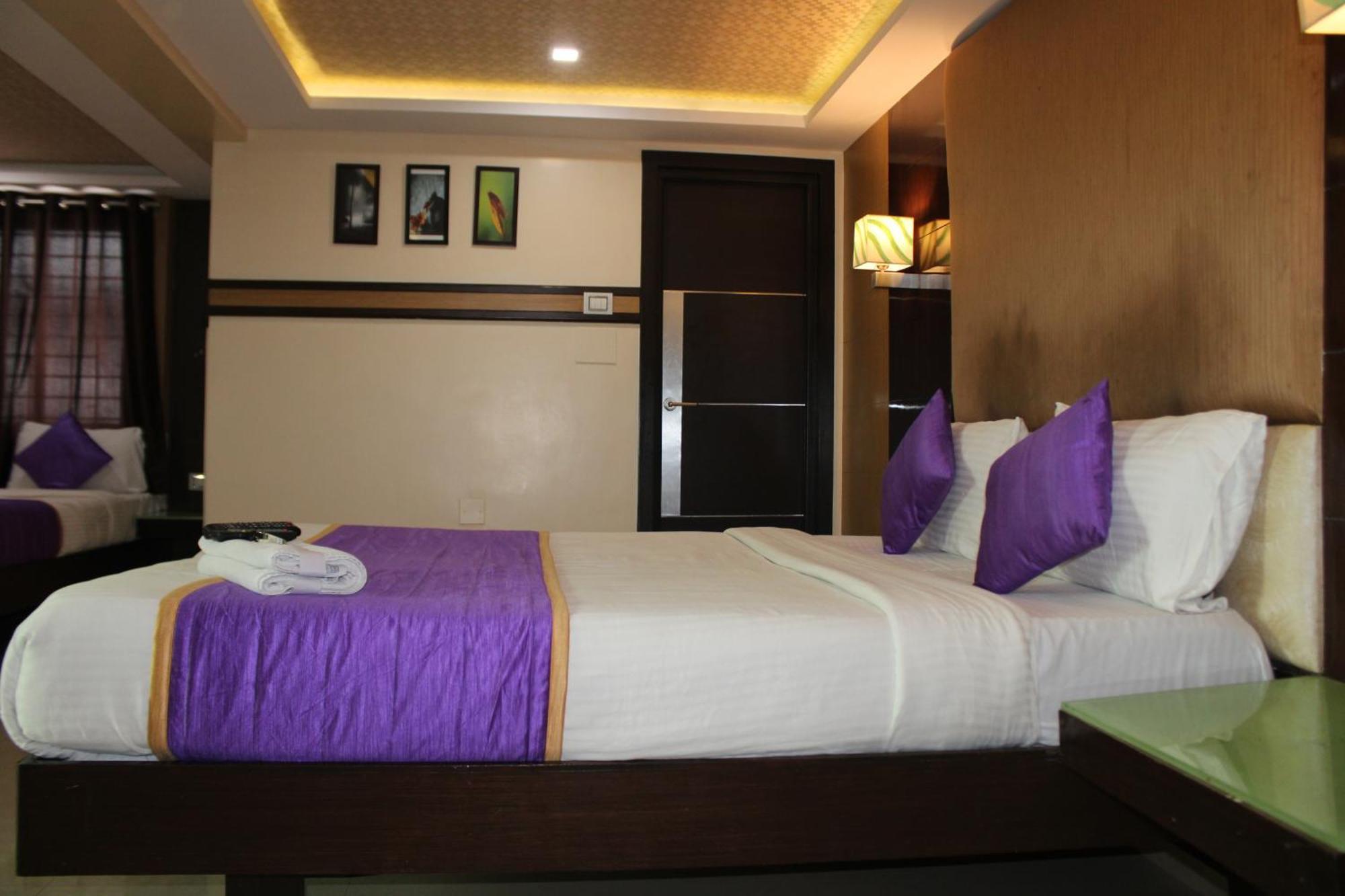 Vp International Hotel Bangalore Ngoại thất bức ảnh