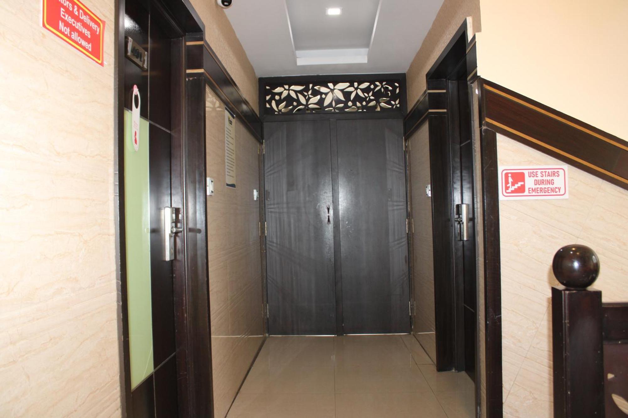 Vp International Hotel Bangalore Ngoại thất bức ảnh