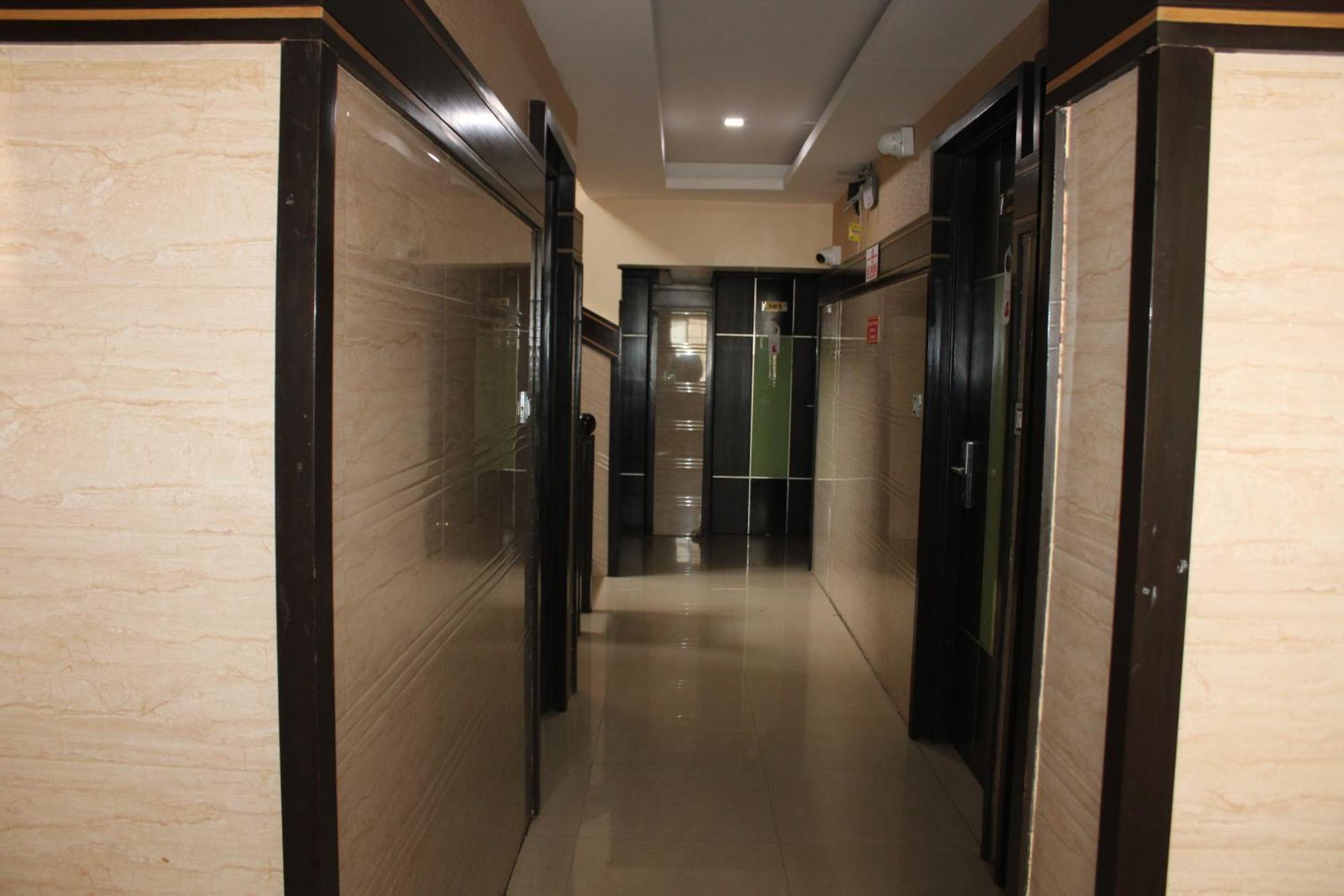 Vp International Hotel Bangalore Ngoại thất bức ảnh