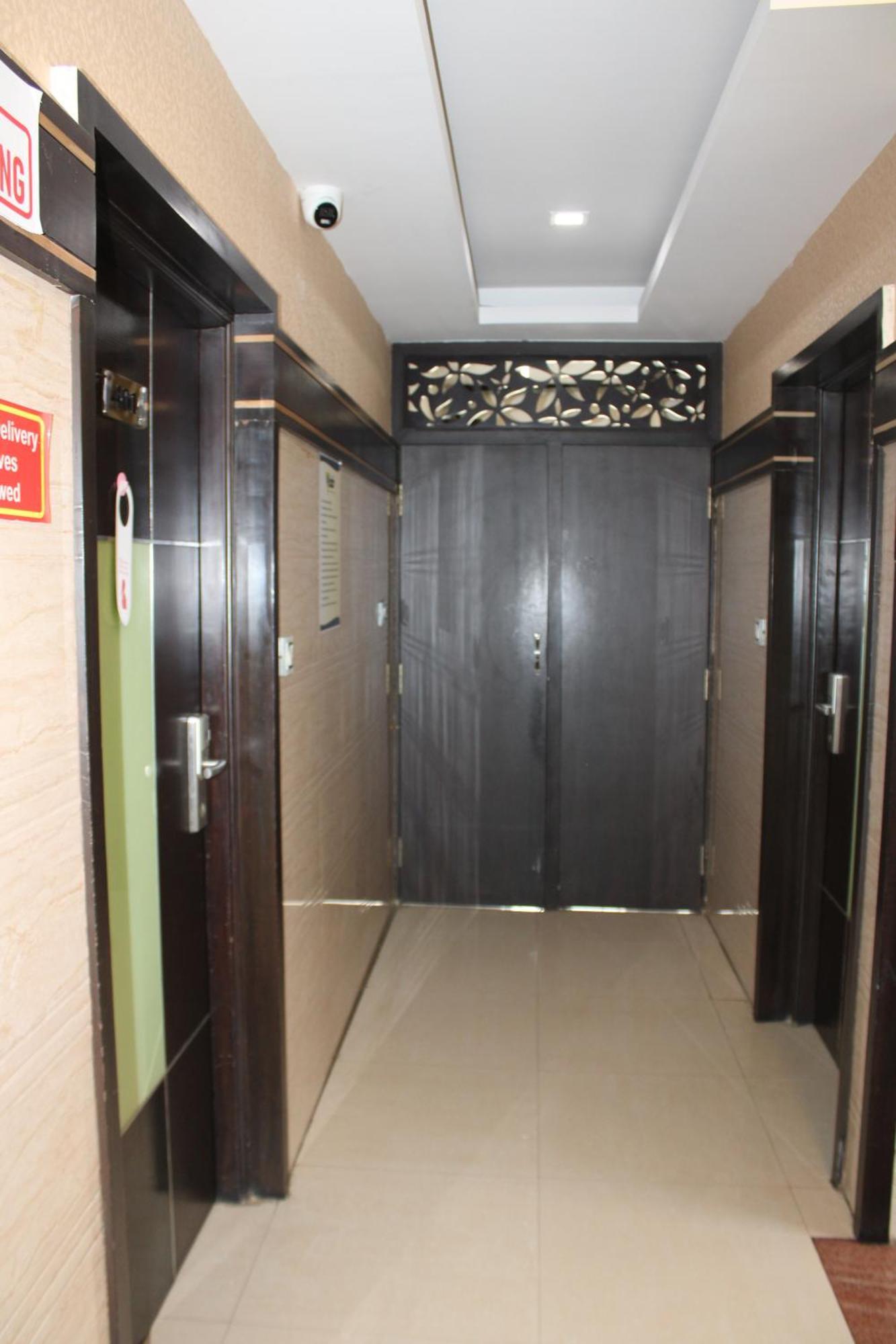 Vp International Hotel Bangalore Ngoại thất bức ảnh