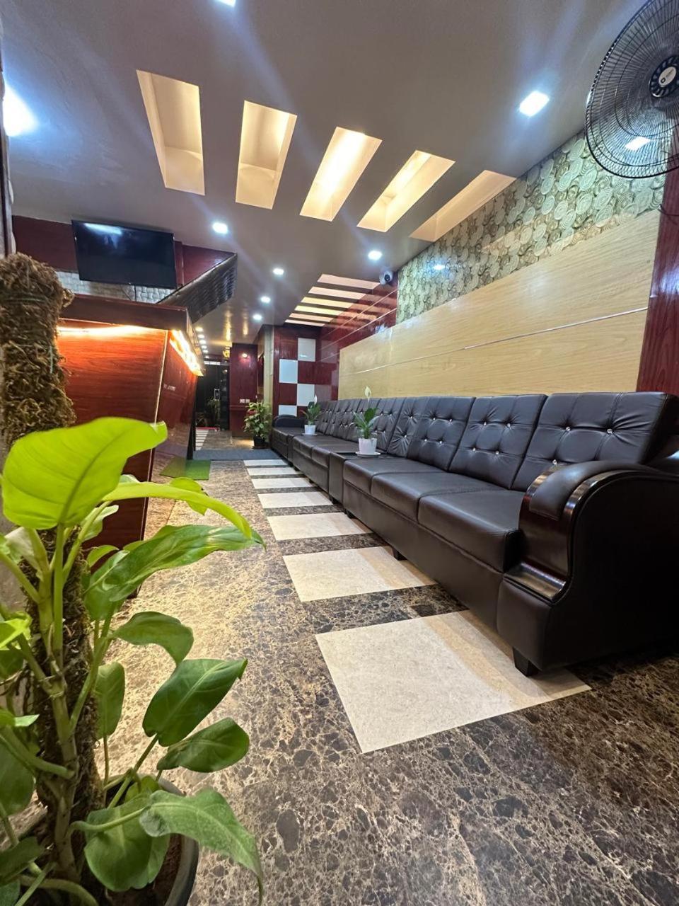 Vp International Hotel Bangalore Ngoại thất bức ảnh