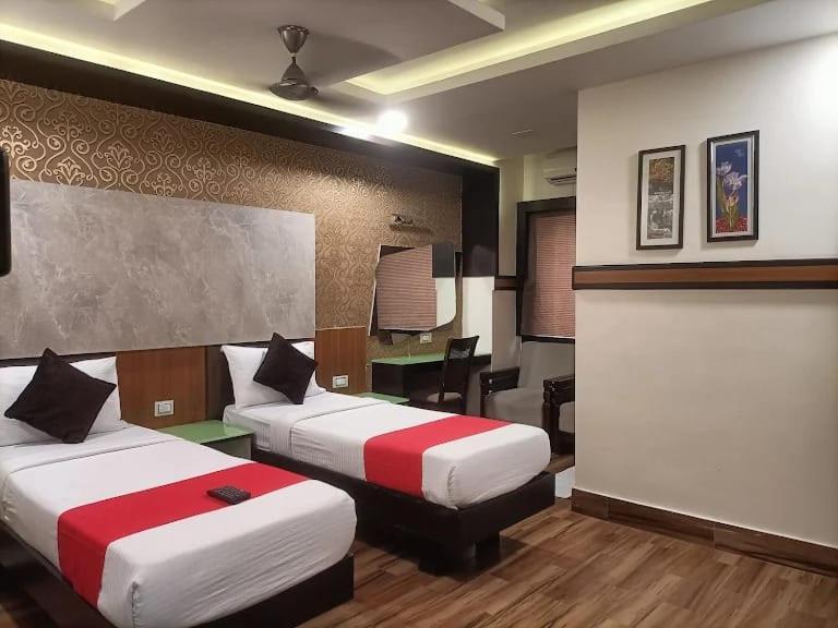 Vp International Hotel Bangalore Ngoại thất bức ảnh